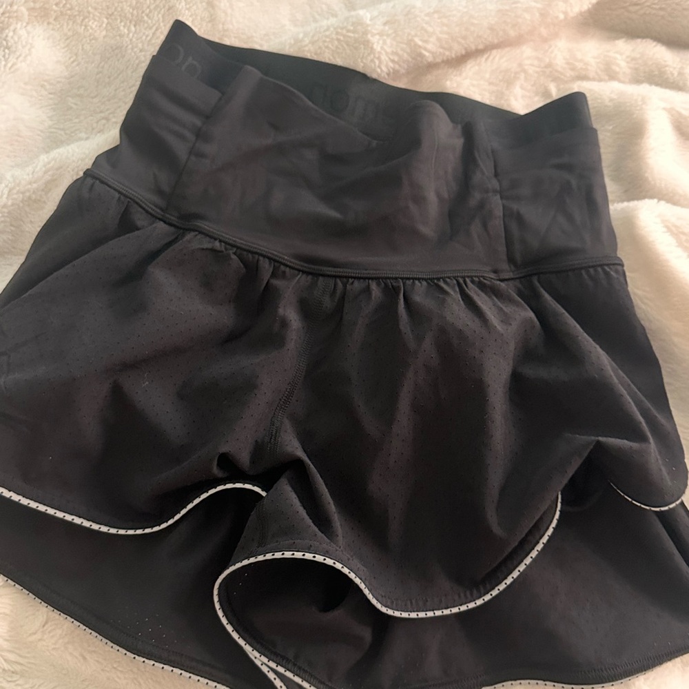 lululemon athletica Black Athletic Skort with Contrast Trim